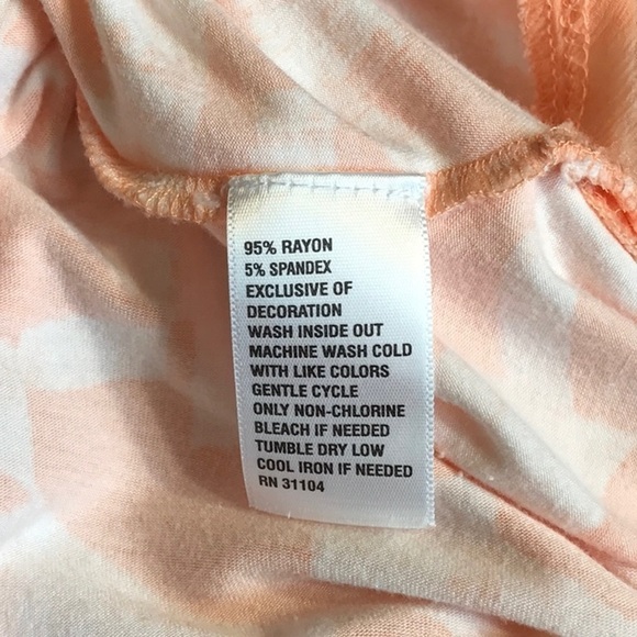 NEW Directions Sleeveless Top - Picture 6 of 6